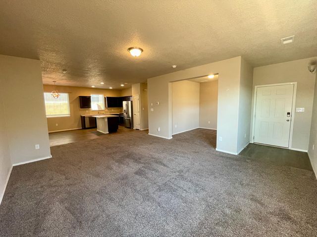 5841 Union Drive NE, Rio Rancho, NM 87144