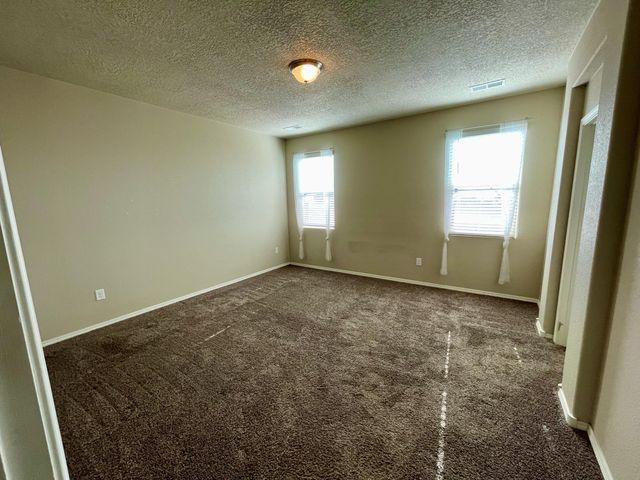 5841 Union Drive NE, Rio Rancho, NM 87144