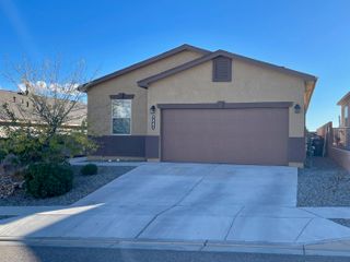 5841 Union Drive NE, Rio Rancho, NM 87144