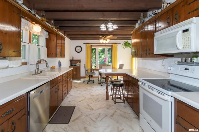 1428 NW WINDERMERE Drive, Tremont, IL 61568