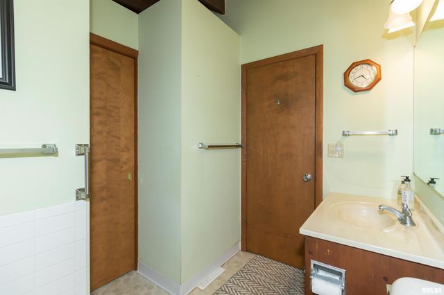 1428 NW WINDERMERE Drive, Tremont, IL 61568