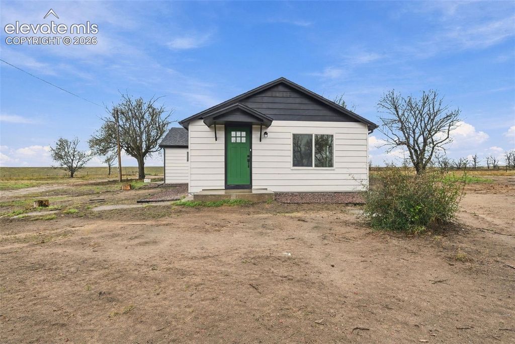 10672 Boone Road, Yoder, CO 80864 — exterior