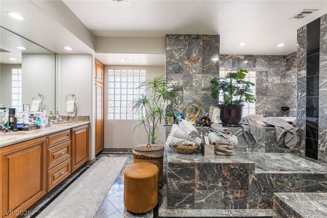 6540 Laredo Street, Las Vegas, NV 89146