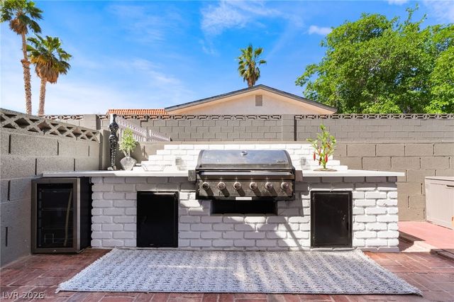 6540 Laredo Street, Las Vegas, NV 89146