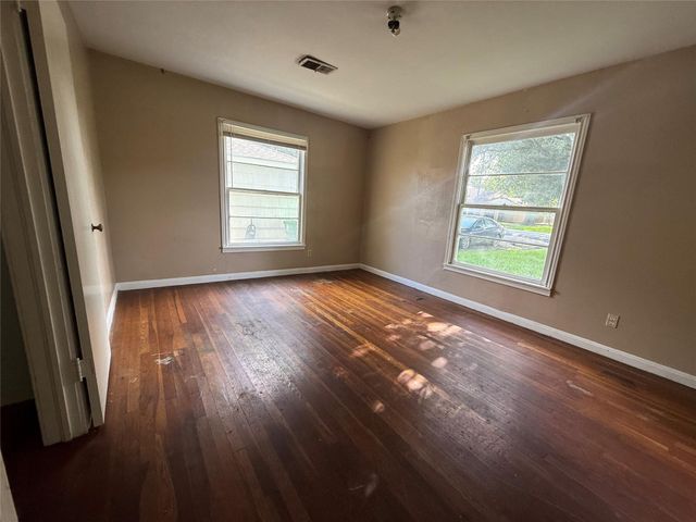 5501 Milart Street, Houston, TX 77021
