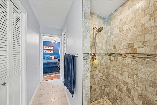 1009 MORFIELD LANE, Brandon, FL 33511