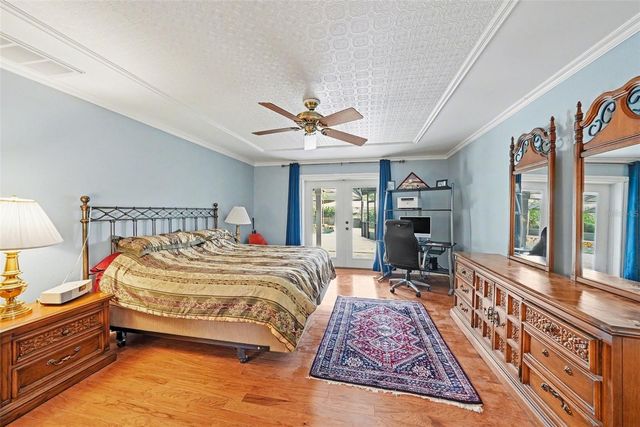 1009 MORFIELD LANE, Brandon, FL 33511