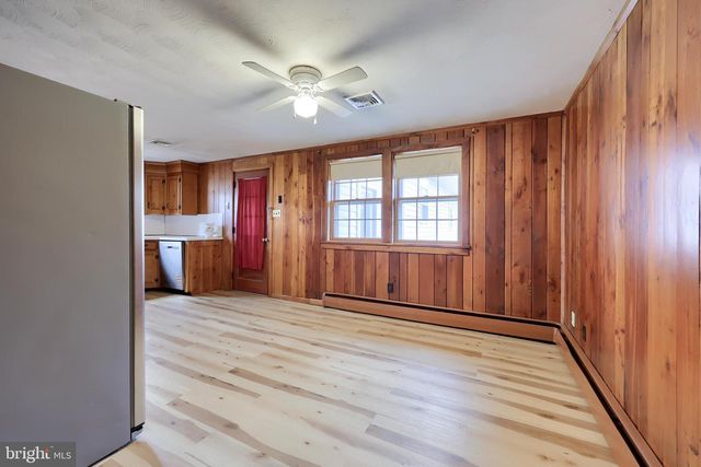 75 CHURCH RD, Etters, PA 17319