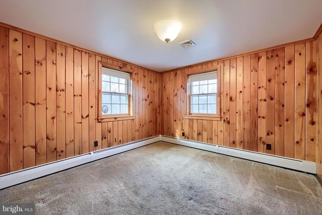 75 CHURCH RD, Etters, PA 17319