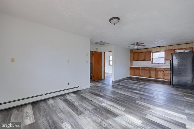 75 CHURCH RD, Etters, PA 17319