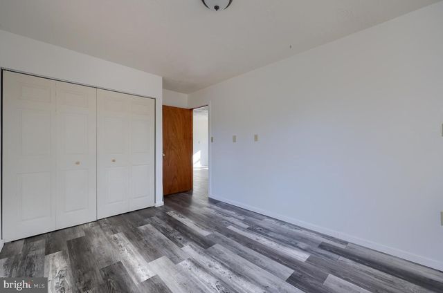 75 CHURCH RD, Etters, PA 17319