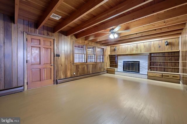 75 CHURCH RD, Etters, PA 17319