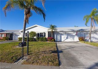 1513 Edgewater CIR, Fort Myers, FL 33919