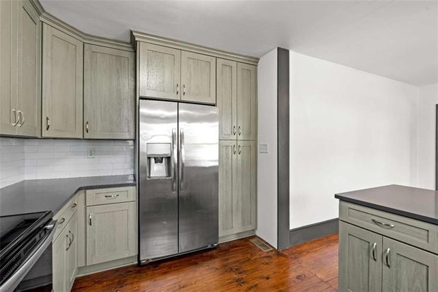 1610 Brewer Boulevard, Atlanta, GA 30310