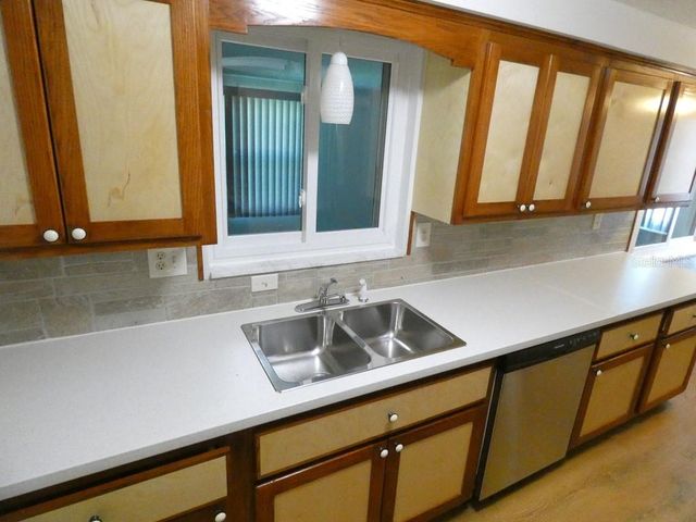 5109 CARDIFF DRIVE, Holiday, FL 34690