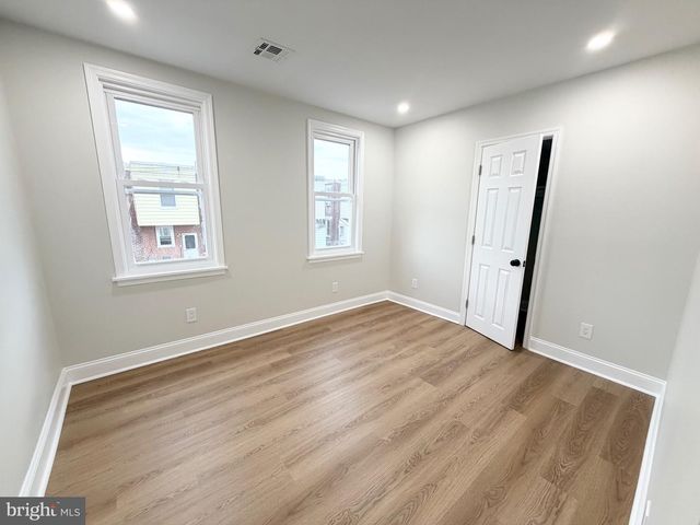 414 ACKER ST, Philadelphia, PA 19126