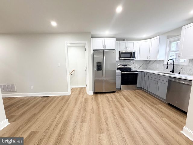 414 ACKER ST, Philadelphia, PA 19126