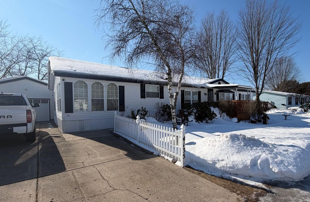 4135 Sawgrass Trail, Egelston Twp, MI 49442