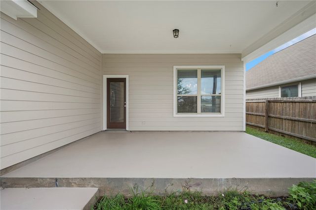 4102 Whispering Creek Drive, College Station, TX 77845