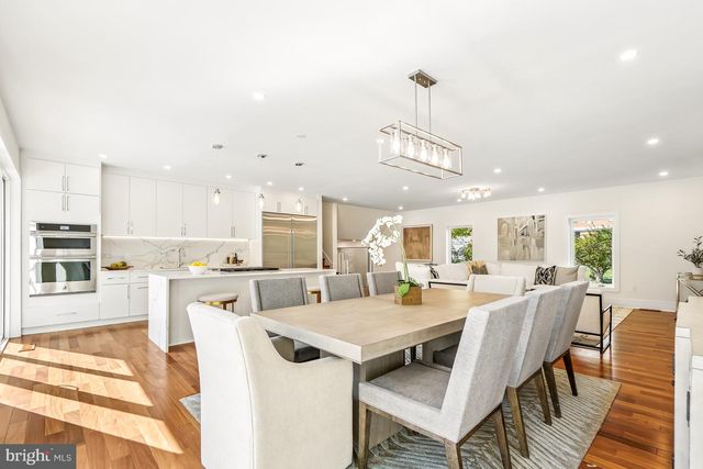 7301 MARBURY RD, Bethesda, MD 20817