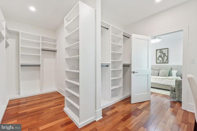 7301 MARBURY RD, Bethesda, MD 20817