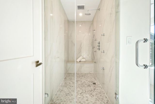 7301 MARBURY RD, Bethesda, MD 20817