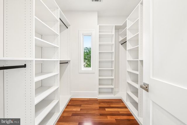 7301 MARBURY RD, Bethesda, MD 20817