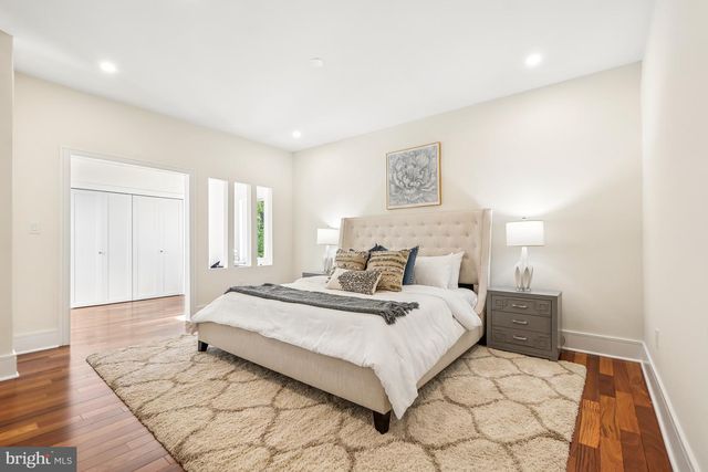 7301 MARBURY RD, Bethesda, MD 20817