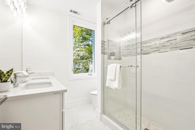 7301 MARBURY RD, Bethesda, MD 20817
