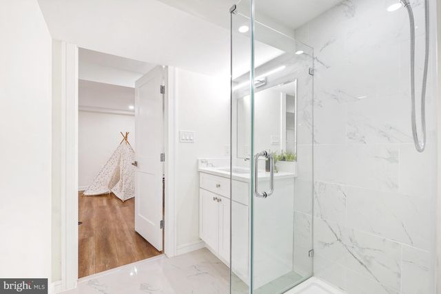 7301 MARBURY RD, Bethesda, MD 20817