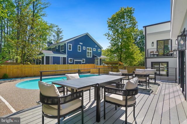 7301 MARBURY RD, Bethesda, MD 20817