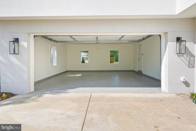 7301 MARBURY RD, Bethesda, MD 20817