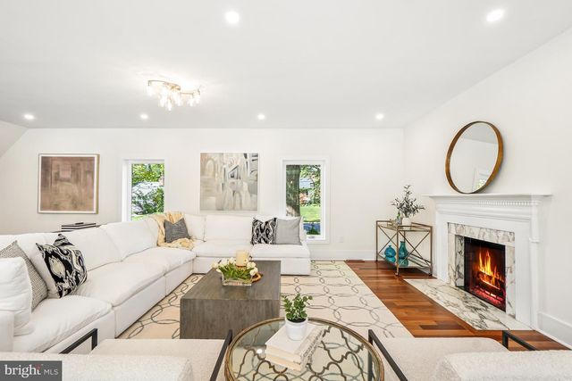 7301 MARBURY RD, Bethesda, MD 20817