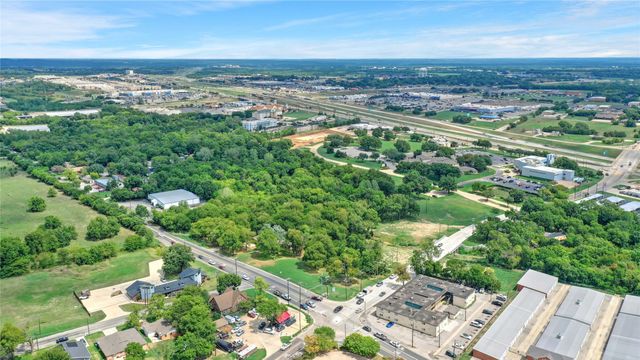 2625 N Travis Street, Sherman, TX 75092