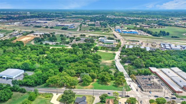 2625 N Travis Street, Sherman, TX 75092