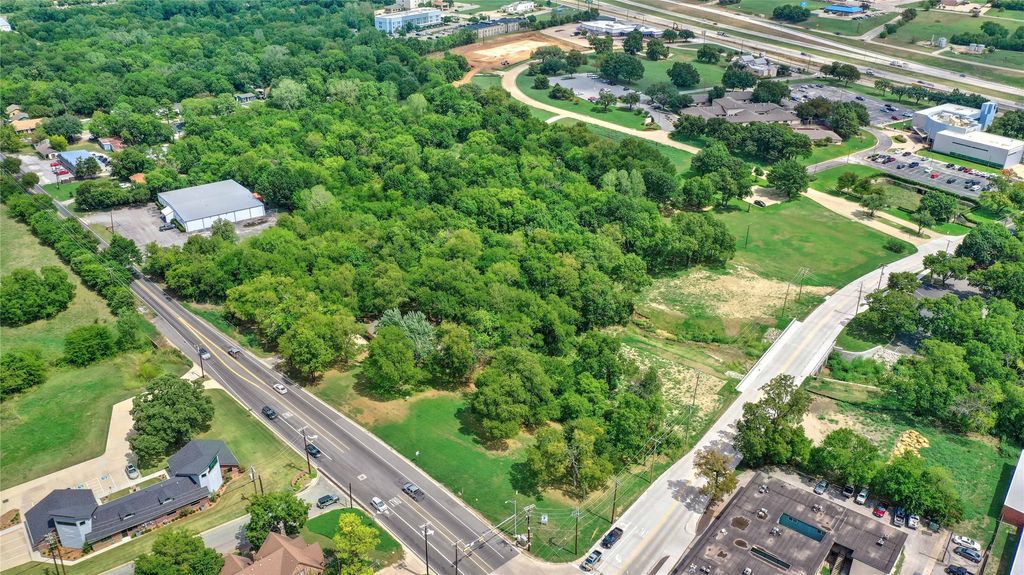 2625 N Travis Street, Sherman, TX 75092