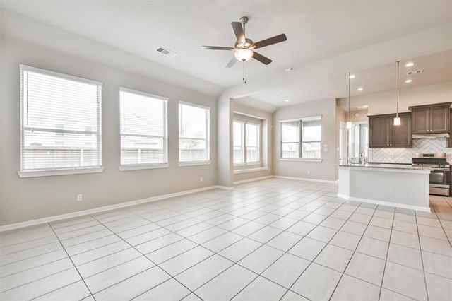 27025 Sofia Forest Drive, Magnolia, TX 77354