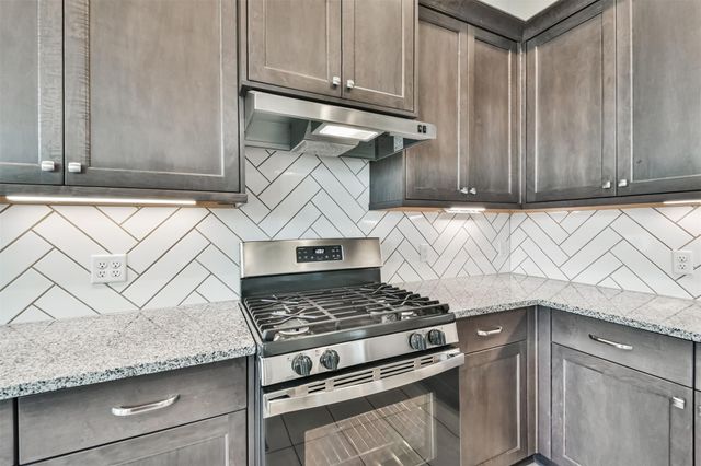 27025 Sofia Forest Drive, Magnolia, TX 77354