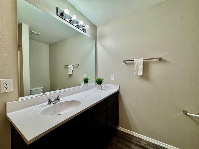 12113 Jude Way, Yukon, OK 73099