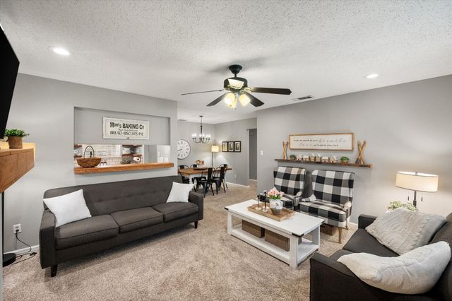 3809 Springtime Court, Arlington, TX 76017