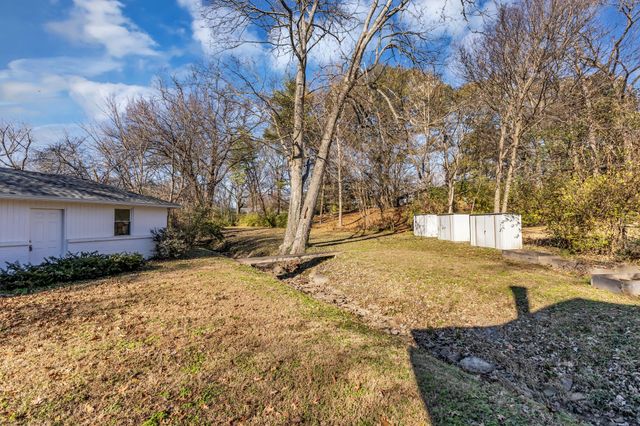 416 Barrywood Dr, Nashville, TN 37211