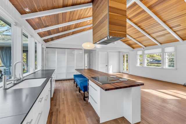 416 Barrywood Dr, Nashville, TN 37211