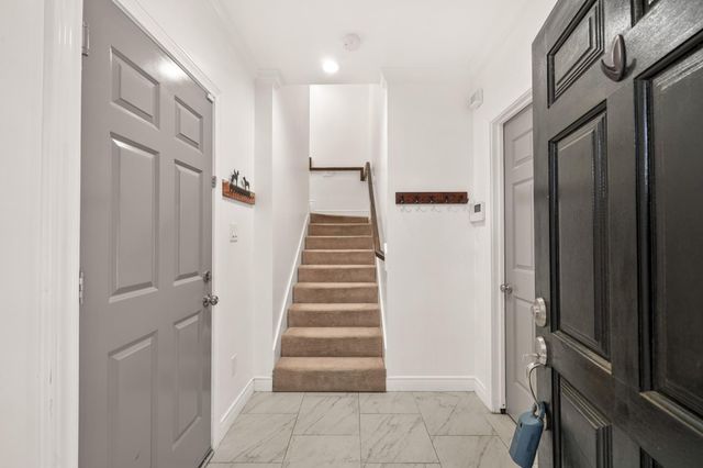 1902 Greenwich Place Drive, Houston, TX 77019