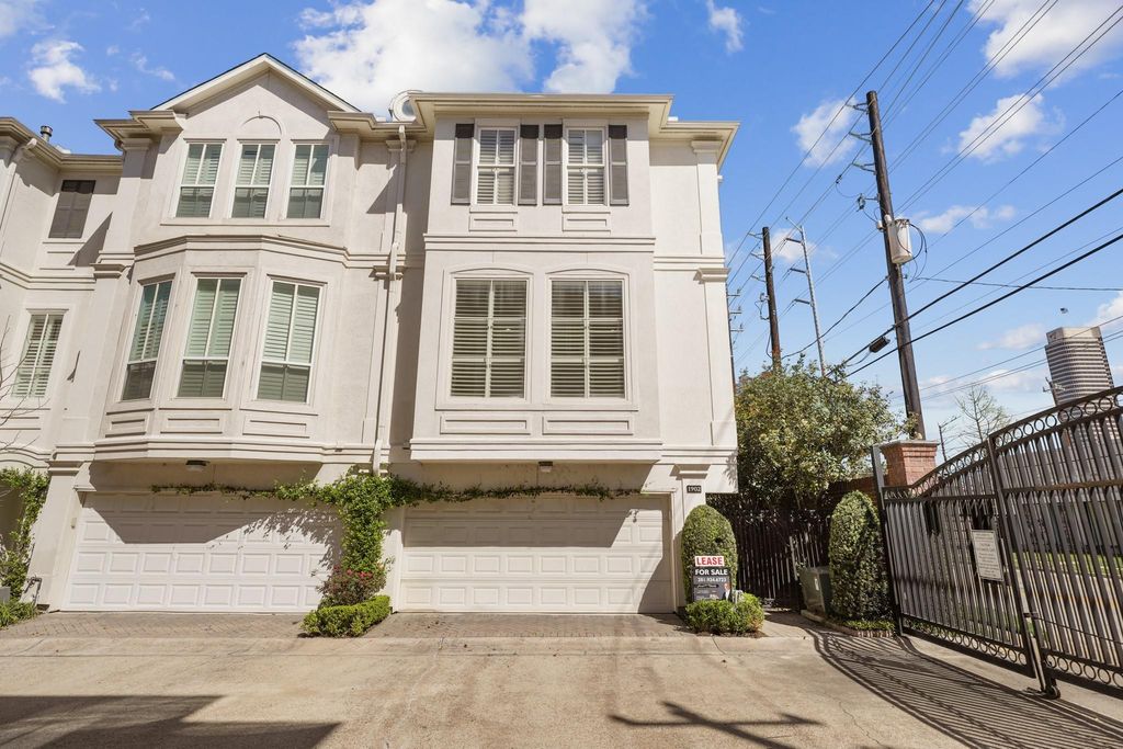 1902 Greenwich Place Drive, Houston, TX 77019