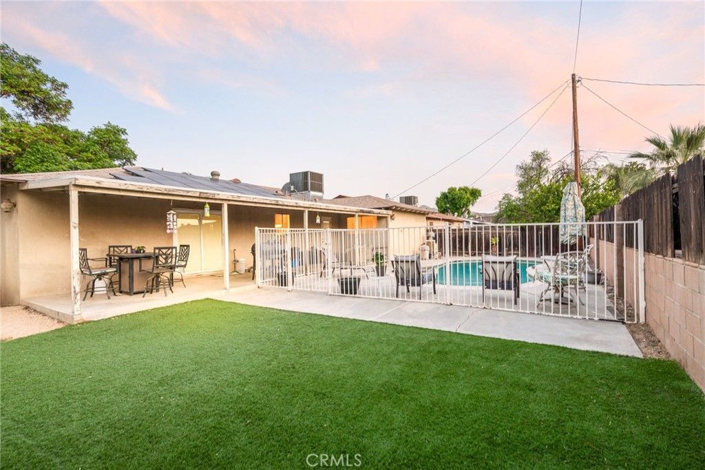 Image 20 of property listing at 26575 Saturn Way, Hemet, CA 92544