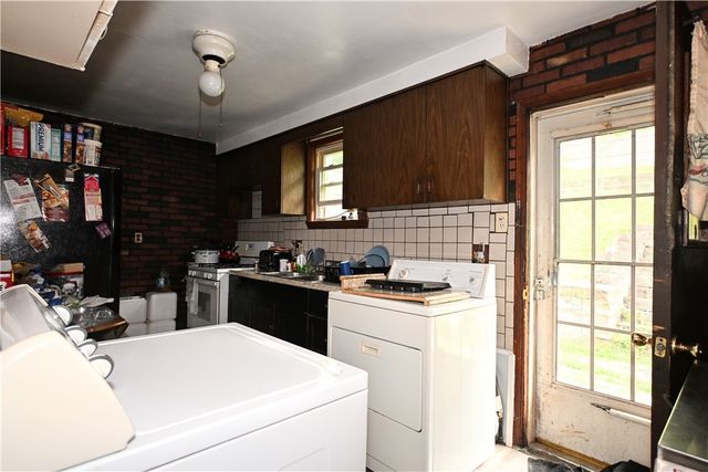 212 Dersam Street, Port Vue, PA 15133