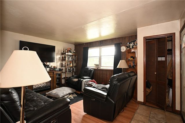 212 Dersam Street, Port Vue, PA 15133
