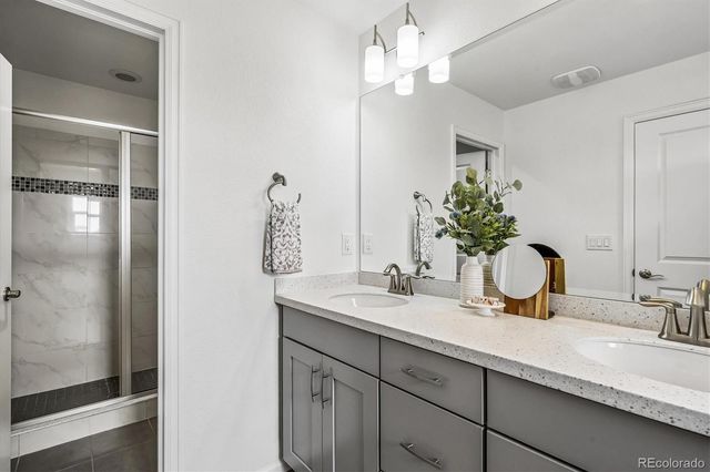 5167 Clinton Street, Denver, CO 80238