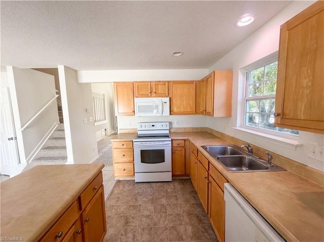 1138 Glory Vine Road, Whitsett, NC 27377