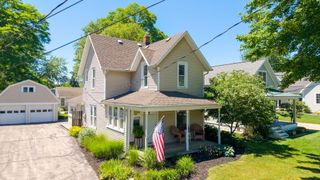 862 Saint Joseph Street, South Haven City, MI 49090